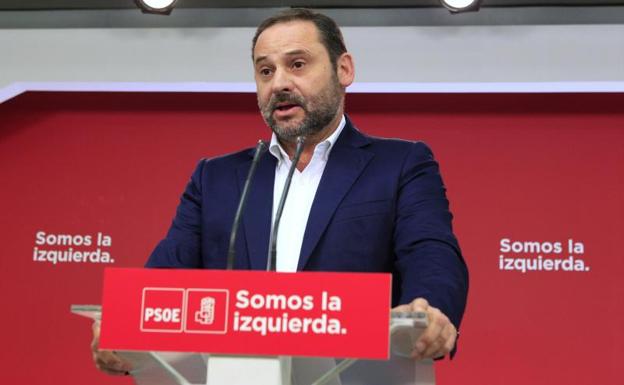 El PSOE ve al Gobierno superado por la situación en Cataluña