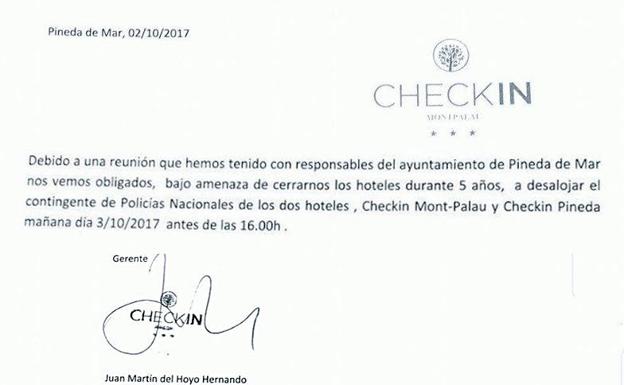Así se echa a los policías de los hoteles catalanes