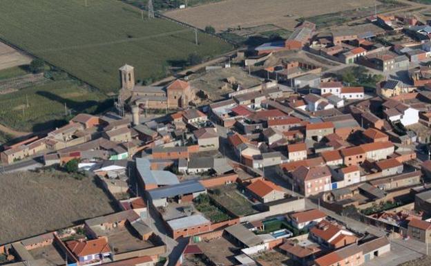 Benavente acoge una reunión entre Zamora y León para apoyar la Biorrefinería de Barcial del Barco