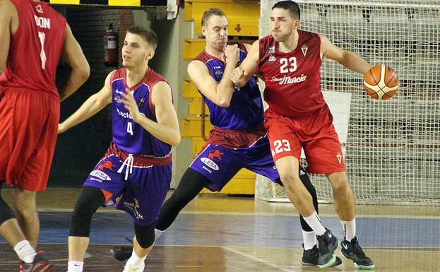 Agustinos deja escapar el triunfo