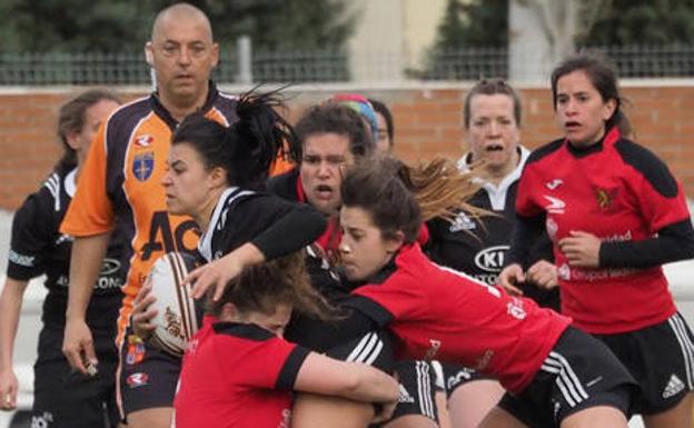 El Rugby femenino de la ULE estrena temporada con una clara victoria