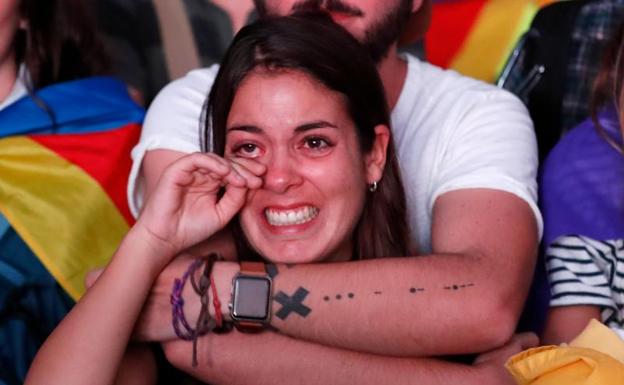 Decepción de los independentistas concentrados junto al Parlament