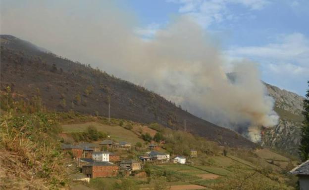 La UME del Ferral desplazará a Asturias un pelotón de 50 efectivos para luchar contra el fuego