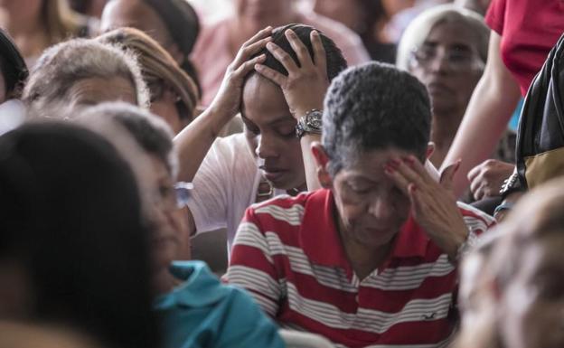 La oposición venezolana, acorralada tras la derrota electoral frente al chavismo