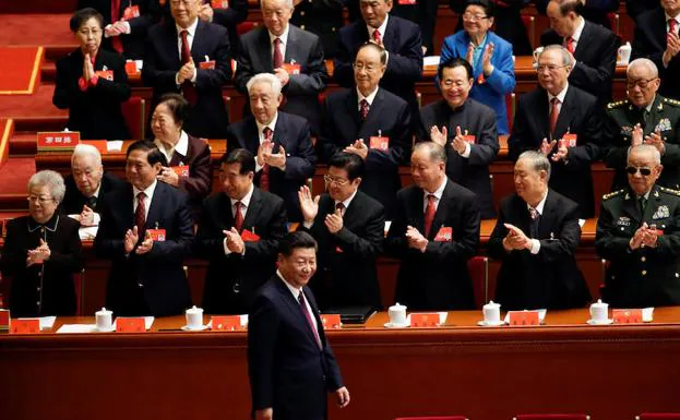 Xi Jinping promete una China «erguida entre todas las naciones» en 2050