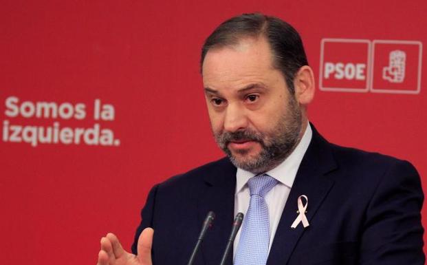 El PSOE apuesta por una aplicación «limitada y breve» del 155 para «restablecer la normalidad democrática»