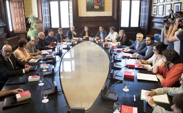 La junta de portavoces del Parlament fijará este lunes la fecha del próximo pleno