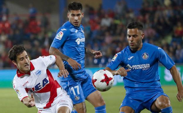 El Alavés se hace fuerte en el Coliseum