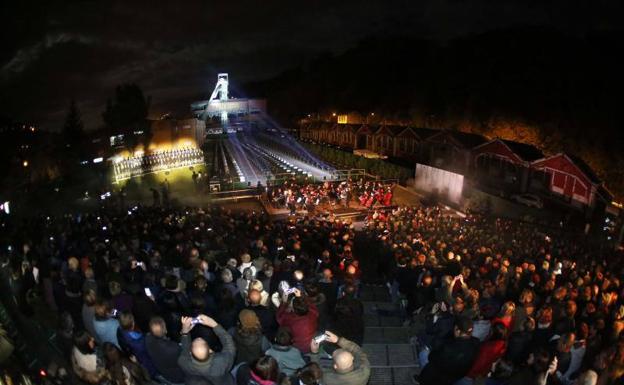 Los mineros, estrellas del Pozo Sotón