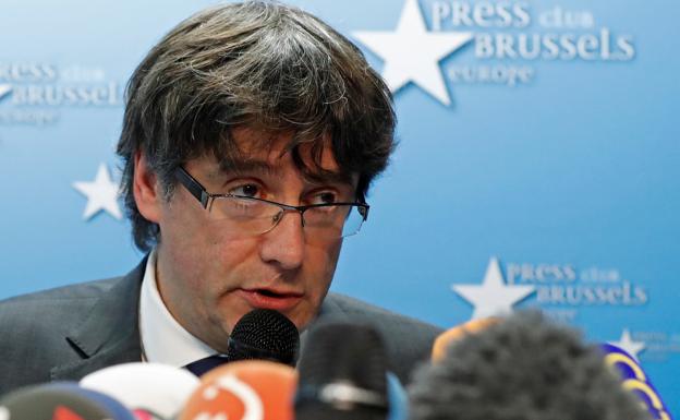 Puigdemont: «Defenderemos nuestros derechos hasta el final»