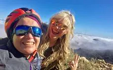 La leonesa María Lafuente visita a la paralímpica Gema Hassen-Bey en su nuevo reto de ascenso al Teide