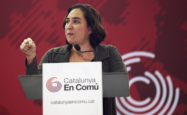 Colau exige explicaciones al Govern cesado por «engañar y tensionar»