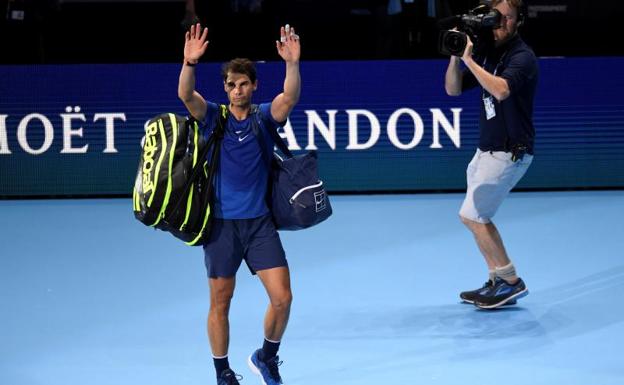 Nadal da por finalizada la temporada por la rodilla