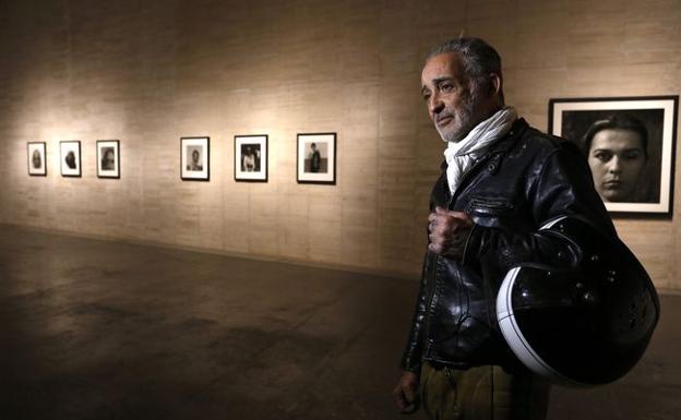 El leonés García-Alix expone 'Un expresionismo feroz' en Montevideo