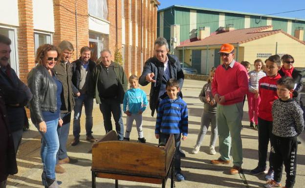 Majo reitera su compromiso con la mejora de centros educativos rurales para paliar la despoblación