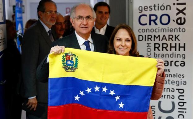 Ocho detenidos en Venezuela por la fuga del opositor Ledezma