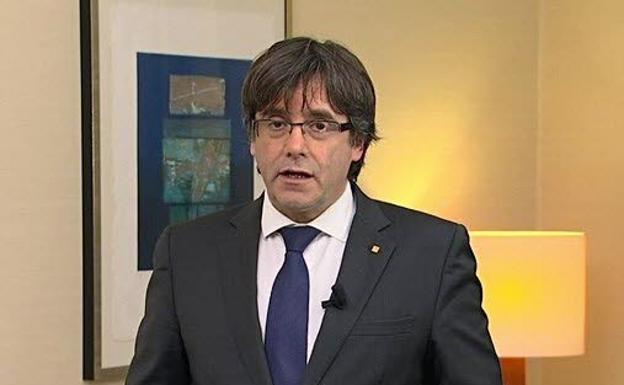 Puigdemont renuncia al sueldo de expresidente porque se considera aún presidente