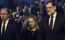 Rajoy y las autoridades del Estado acuden al funeral por Maza, al que también asiste el jefe de los Mossos d'Esquadra
