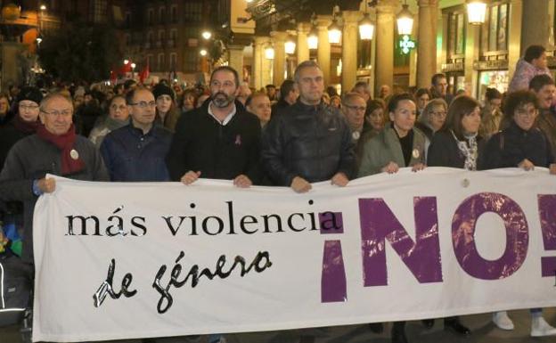 Ocho medidas contra los malos tratos en Castilla y León