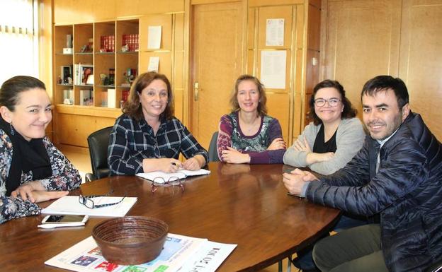 Servicios Sociales y Oxfam Intermón potenciarán el voluntariado en el municipio