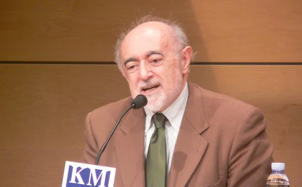 Carlos García Gual, nuevo titular de la silla 'J' de la RAE