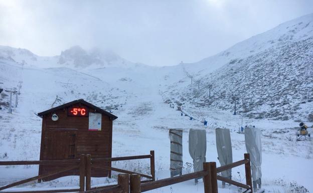 Las estaciones de esquí de la provincia esperan abrir sus instalaciones durante los próximos días