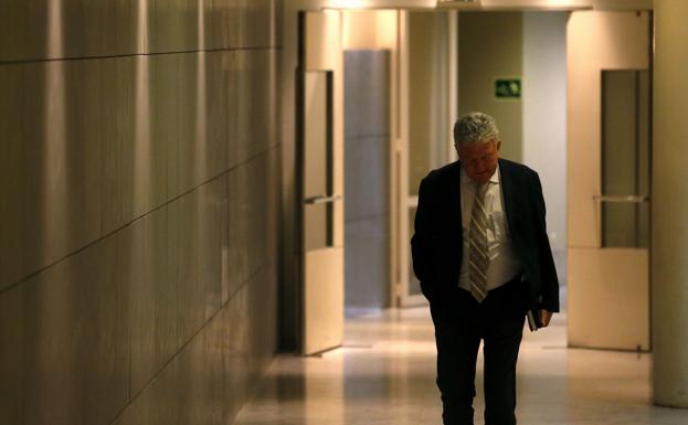 La comisión sobre la caja B del PP ve «casi imposible» seguir sin informes policiales