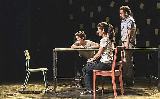 La compañía Sudhum teatro presenta en el Albéitar la obra ‘La mosca’