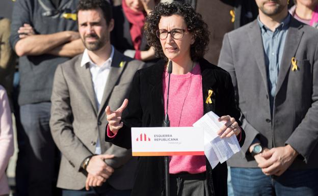 Rovira: «Nosotros defendemos pacíficamente la democracia y ellos la imponen encarcelando»