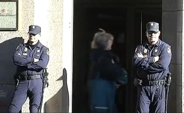 La Policía registra el instituto catalán de estadística en búsqueda de información del 1-O