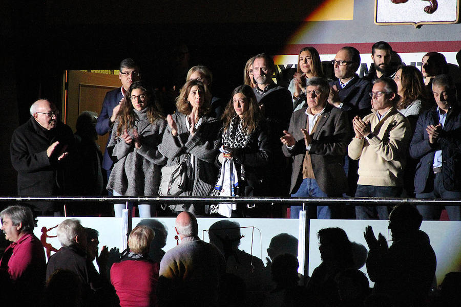 Emotivo homenaje del Abanca Ademar a José Ludena
