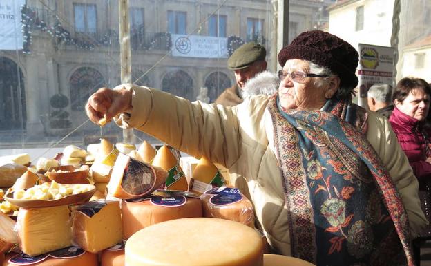 león quiere 'darla con queso'