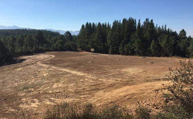 Cabañas Raras da por finalizados los trabajos de sellado y restauración del vertedero