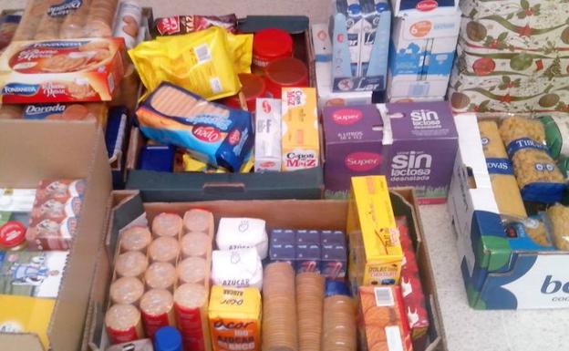 Campaña solidaria de recogida de juguetes y alimentos en la ULE