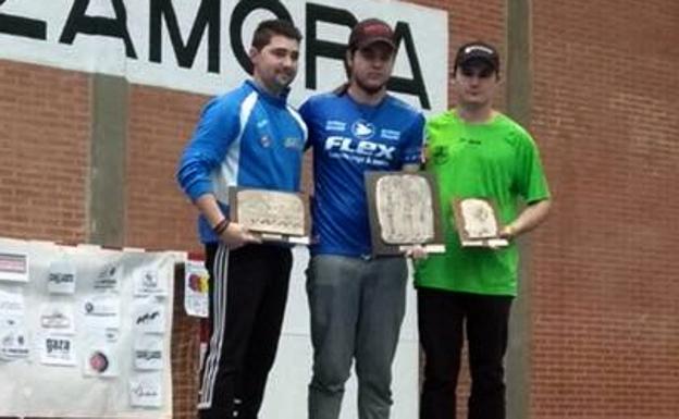 Alejandro González vence en el Torneo de Navidad de Zamora