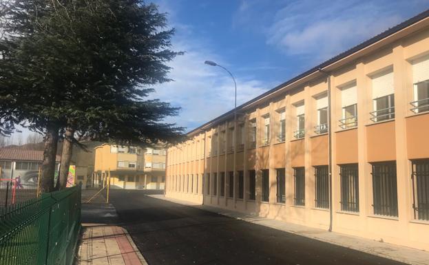 La Robla invierte 72.000 euros en mejorar los centros escolares