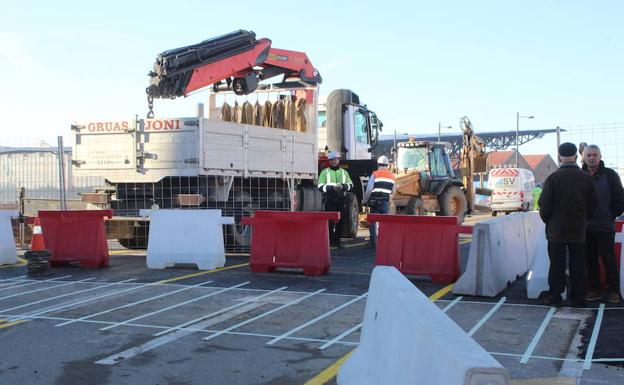 La avenida Palencia abre al tráfico con retraso en la hora prevista, pero cumpliendo con los plazos