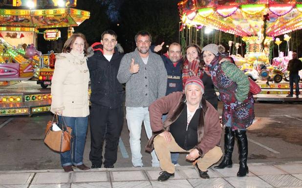 La iniciativa ‘Un kilo, un viaje’ recoge cerca de 200 kilos de alimentos y 2.500 euros en las atracciones infantiles de Navidad