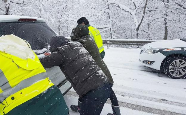 La carta 'viral' de un Guardia Civil en defensa de sus compañeros en la AP-6