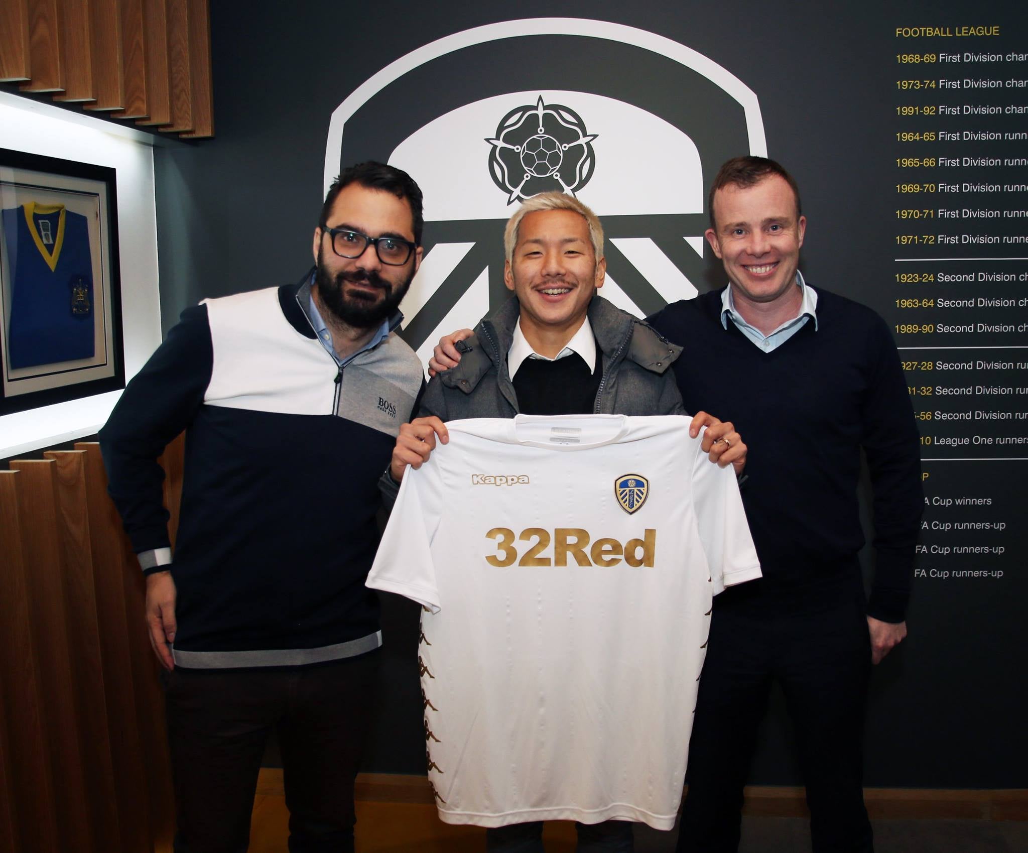 El primer día de Ideguchi en el Leeds United
