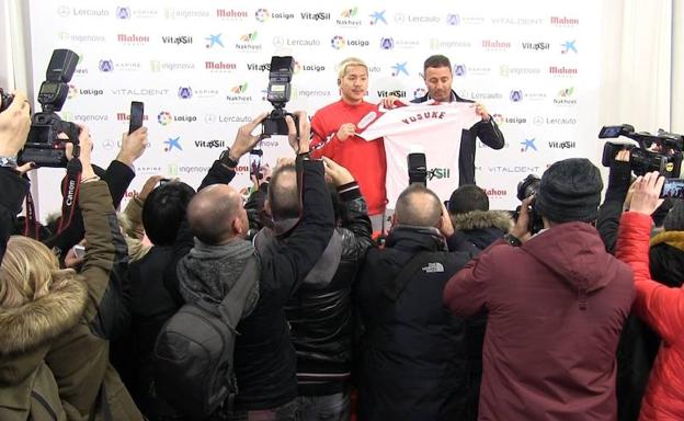Ideguchi: «Con el entrenador me entiendo con gestos y puedo jugar este domingo»