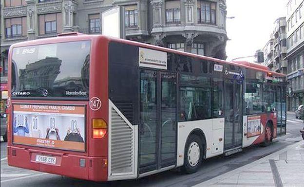 3.000 menores de 14 años ya han solicitado la tarjeta para la gratuidad del autobús urbano de León