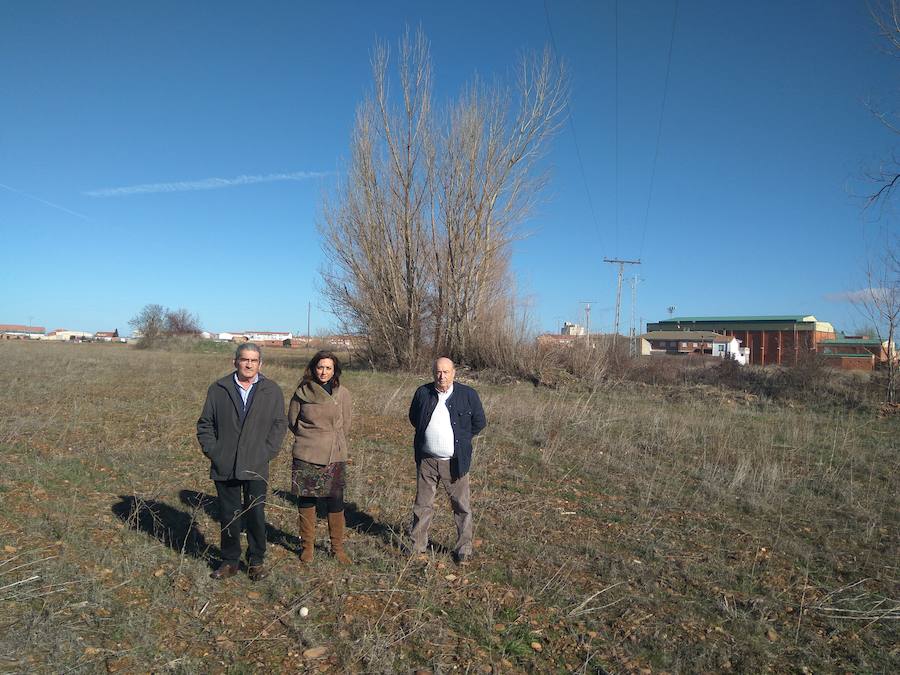 Santa María del Páramo da los primeros pasos para levantar su camping municipal