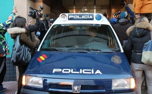 Los tres jugadores de la Arandina permanecerán en prisión mientras la instrucción se amplía