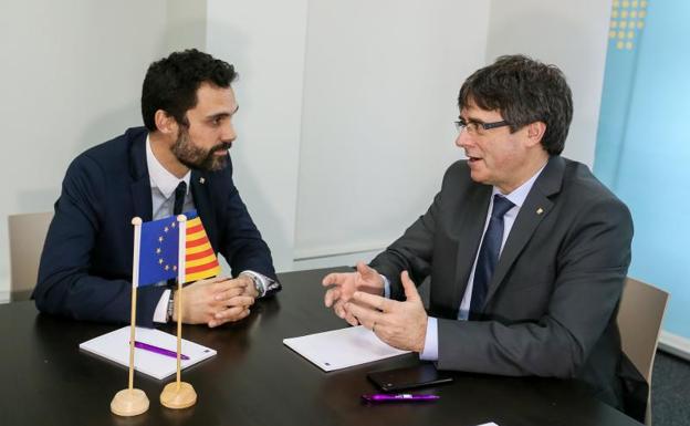 Puigdemont insiste en que el mandato de las urnas es que él sea presidente