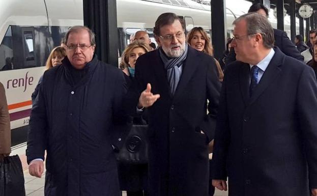 El PSOE lamenta la «visita fraude» de Rajoy a León y califica de «carnavalada» los anuncios del presidente