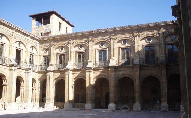 Licitan por 516.000 euros las obras de restauración del claustro procesional de la Real Colegiata de San Isidoro