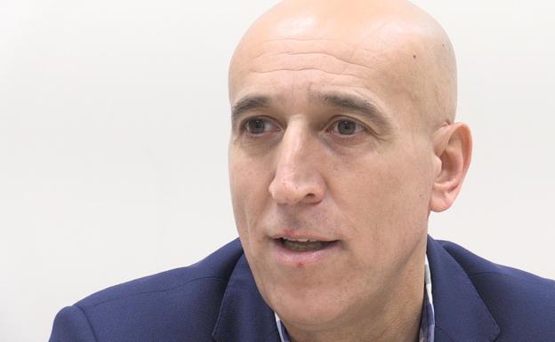 José Antonio Diez renovará a la mitad de su equipo en caso de revalidar su liderazgo en el PSOE