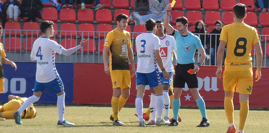 La Ponferradina rescata un valioso punto del Cerro del Espino