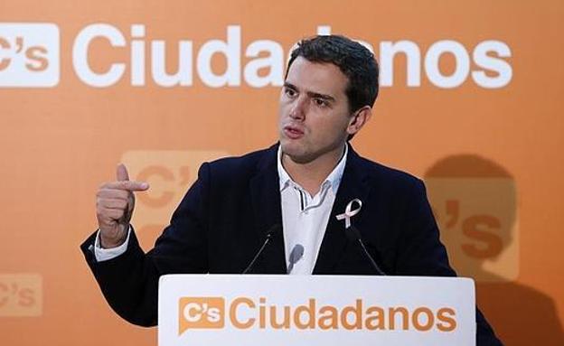 Albert Rivera repite como el político que los leoneses prefieren como jefe